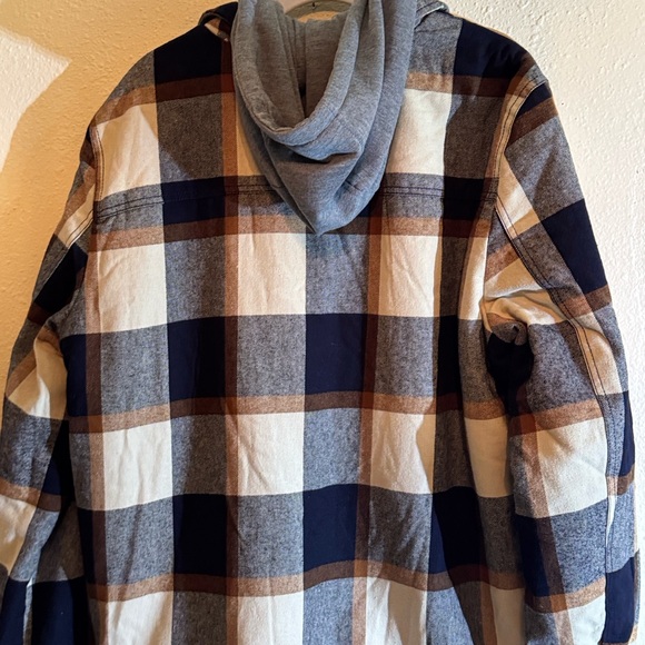Levi's Navy and Tan Plaid Shirt Jacket - Picture 3 of 9